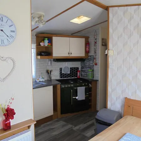 6 Berth Central Heated On The Chase Ingoldmells Exterior photo